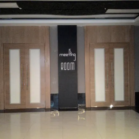 Port River & 5* Σιντέ