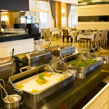 Hotell Port River &