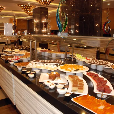 Port River & Ξενοδοχείο 5*