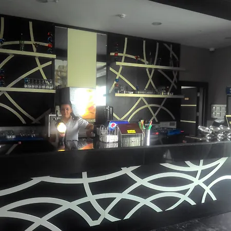 Port River & 5* Σιντέ