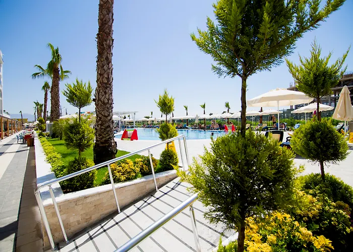 Otel Port River &