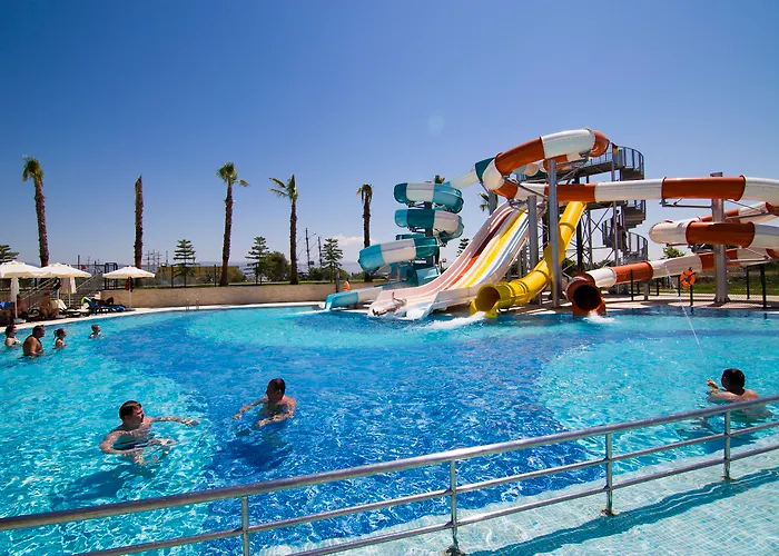 Otel Port River & 5*