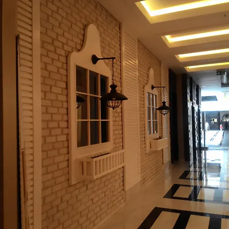 Hotel Port River & 5*