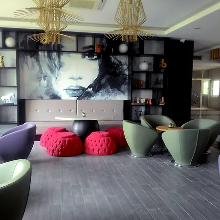 Hotel Port River & 5*